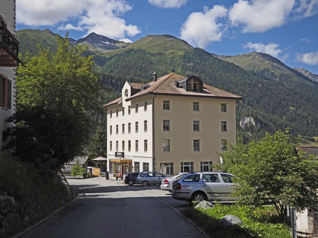 Hotel Aurora Ardez Exteriör bild